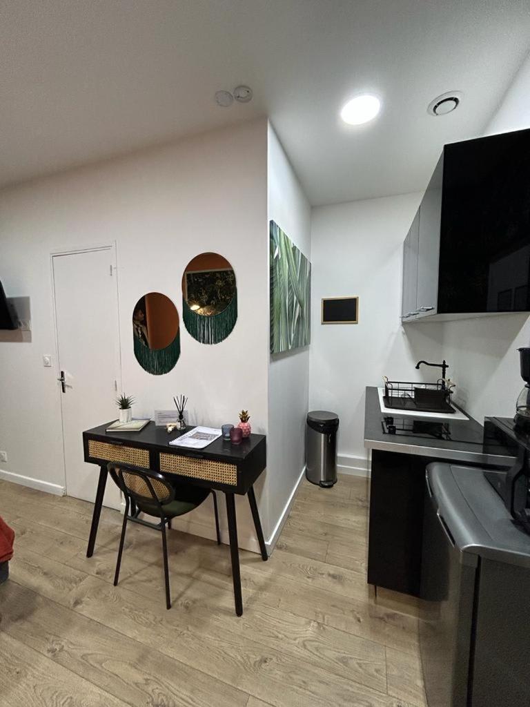 Stylish Modern Studio Apartment Paříž Exteriér fotografie